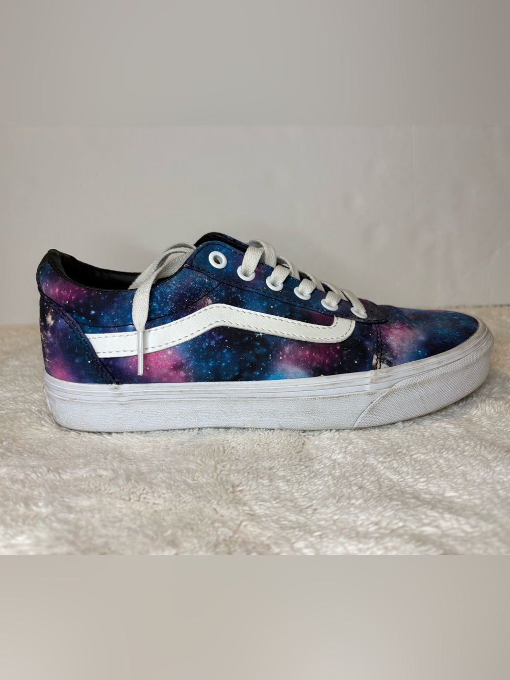 Vans Galaxy Print Low Top Sneakers - Purple & Blue Women’s Size 8 - Picture 6 of 10